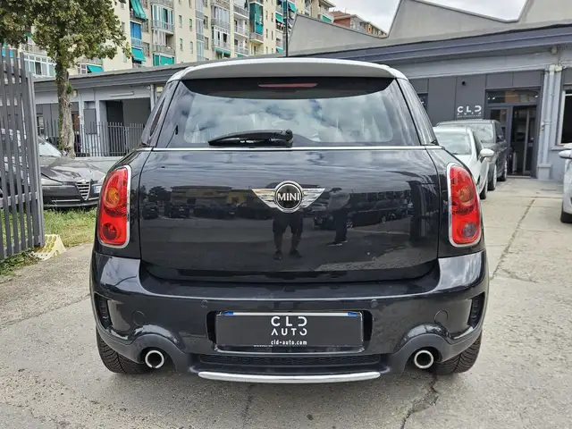 MINI Countryman view 5
