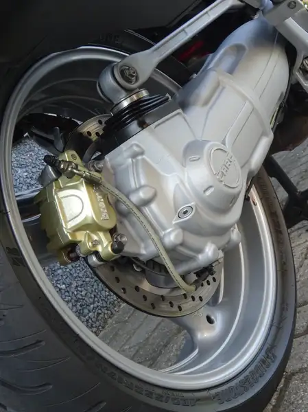 Moto Guzzi Norge 1200 - foto 6