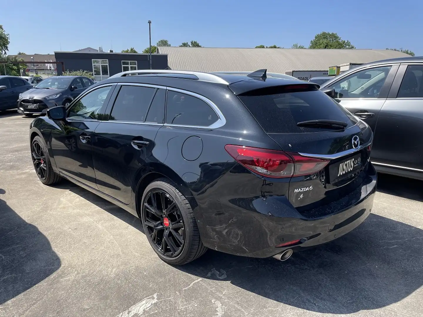 Mazda 6 SKYACTIV-G 165 Sports Černá - 2