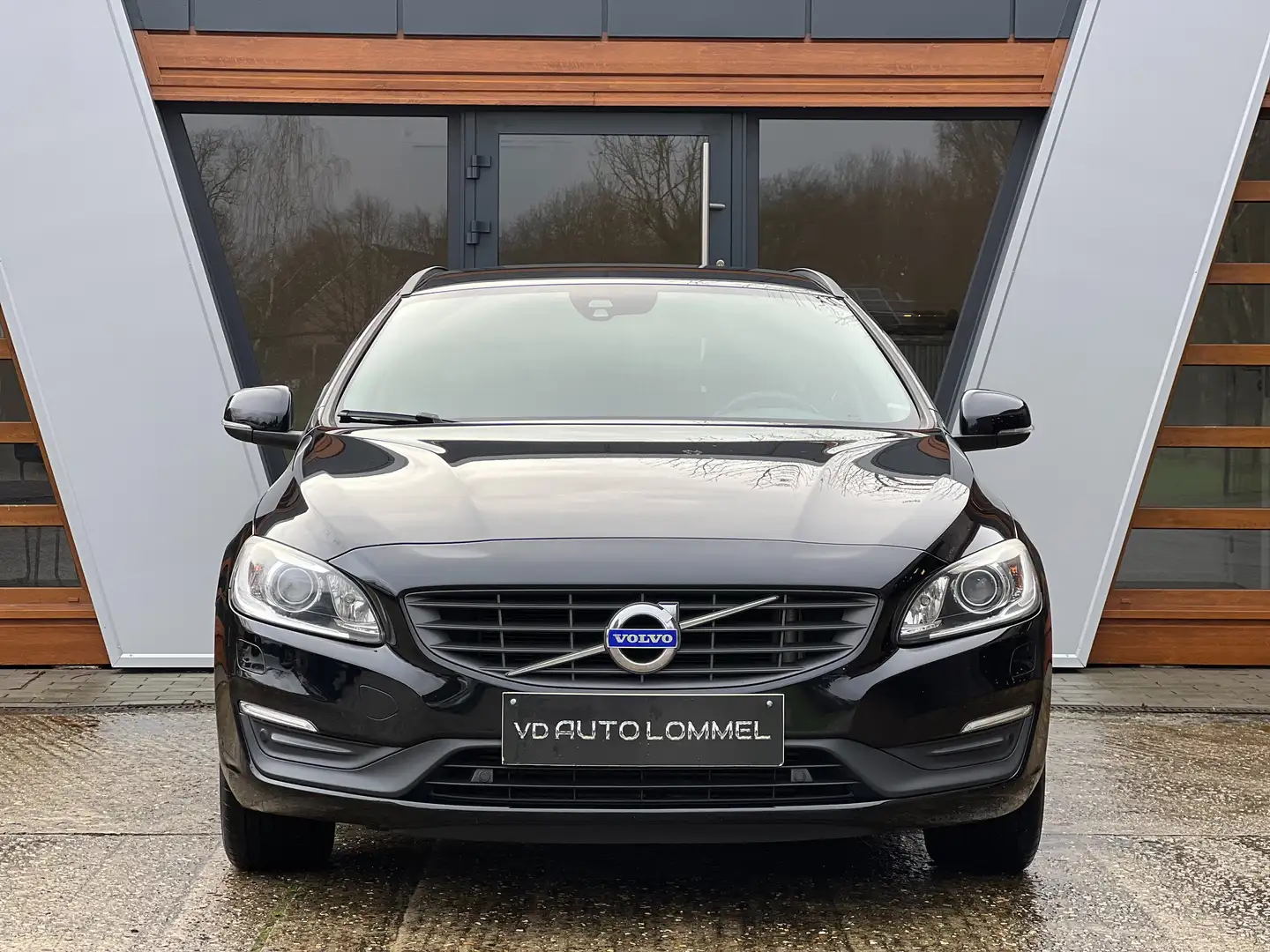 Volvo V60 AUTOMAAT/ LEDER/ CRUISE/ PDC Noir - 2