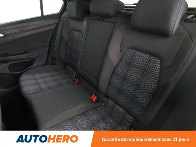 Volkswagen Golf view 14