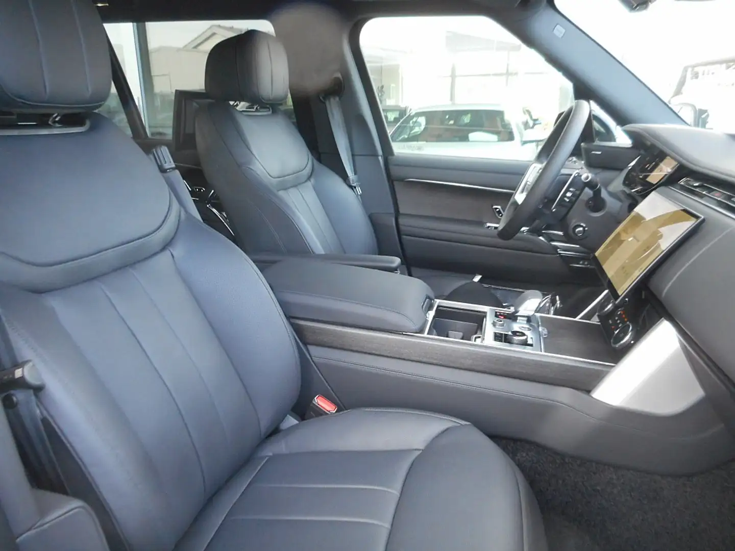 Land Rover Range Rover 3.0 D350 LWB 5-Stz. AWD HSE Aut. Schwarz - 2