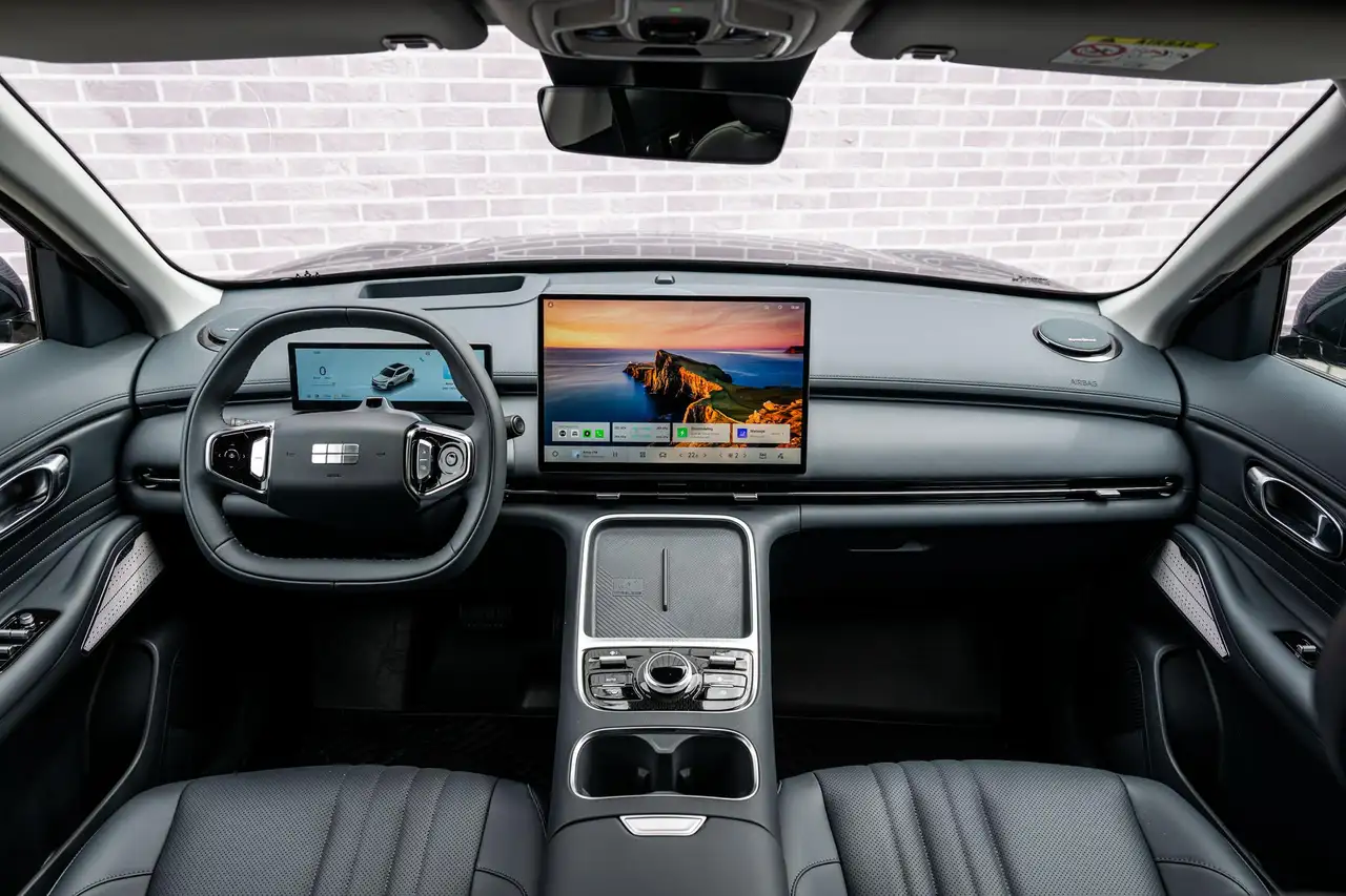 Geely Starray EM-i 2026
