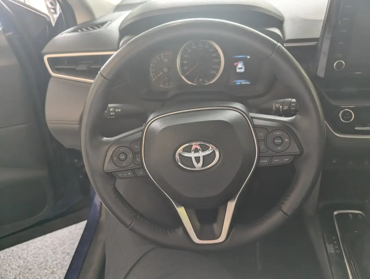 Toyota Corolla Cross photo Toyota Corolla Cross