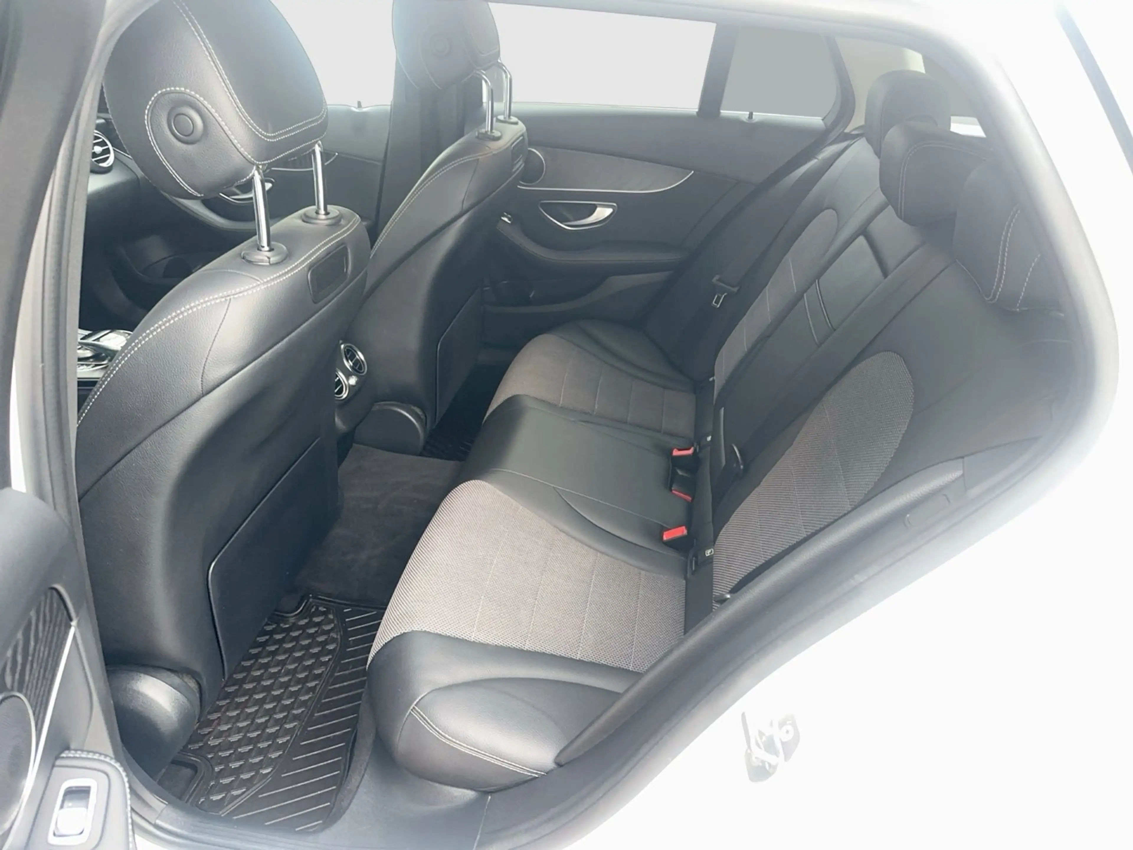 Mercedes-Benz C 220 T-Modell C 220 d 4Matic — photo 10