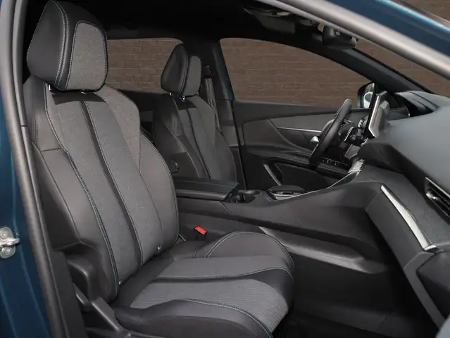 Peugeot 3008 view 7