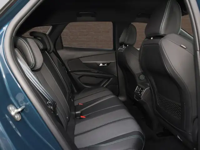 Peugeot 3008 view 8