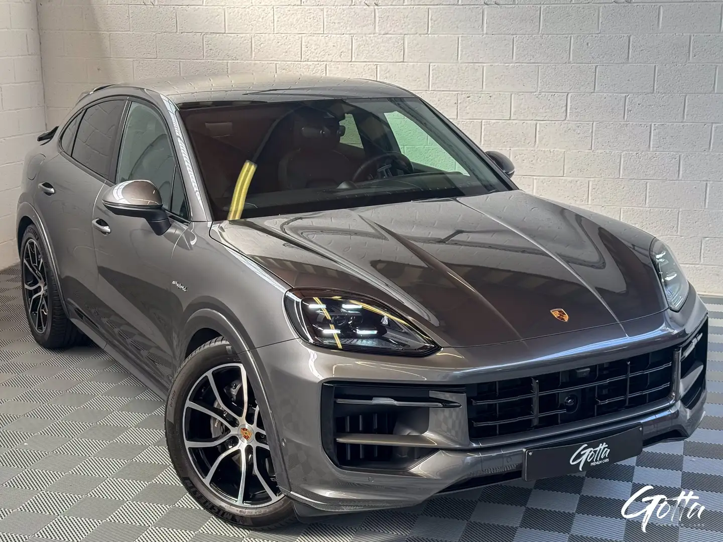 Porsche Cayenne Coupé E-Hybrid 470CH*PNEUMATIQUE/360/3ECRANS Grau - 2
