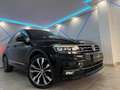 Volkswagen Tiguan 2,0 TDI SCR 4Motion Highline DSG*R-LINE*PANO*DY... Schwarz - thumbnail 1