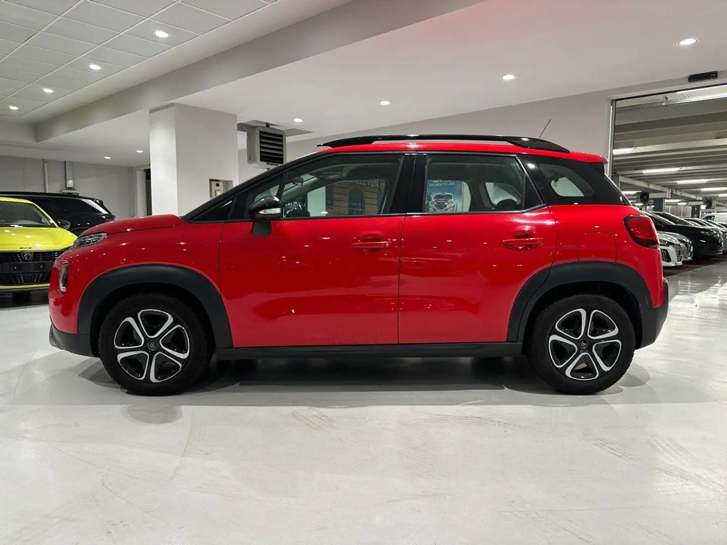 Citroen C3 Aircross PureTech 82 Feel Rood - 2