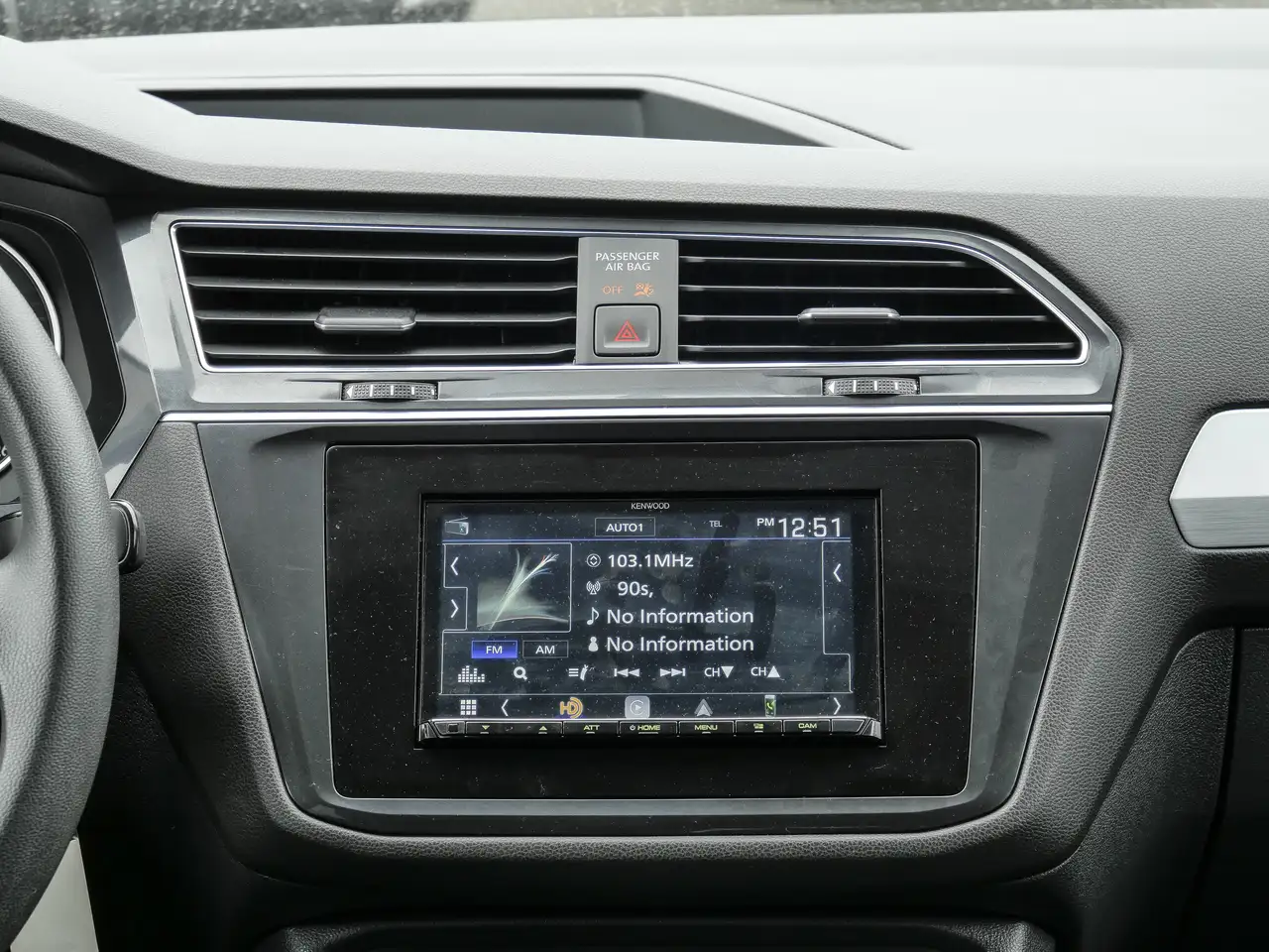 Volkswagen Tiguan снимка Volkswagen Tiguan