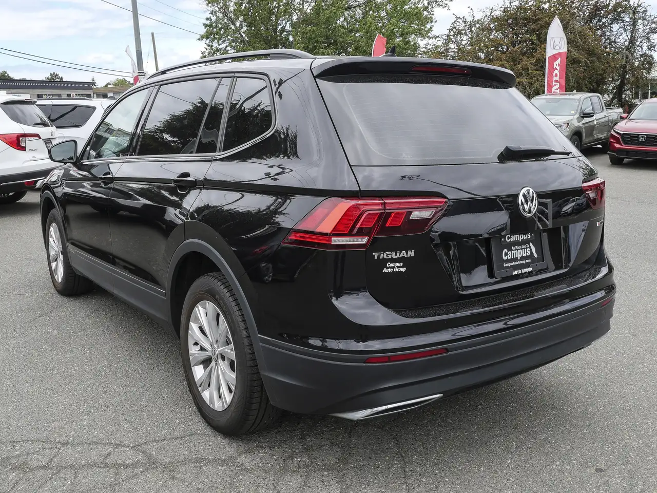 Volkswagen Tiguan снимка Volkswagen Tiguan
