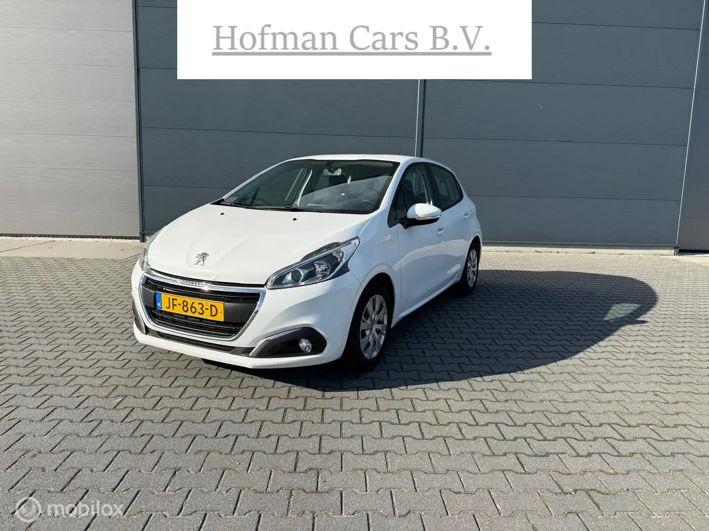 Peugeot 208 1.2 PureTech Blue Lease 5-deurs 82PK Weiß - 1