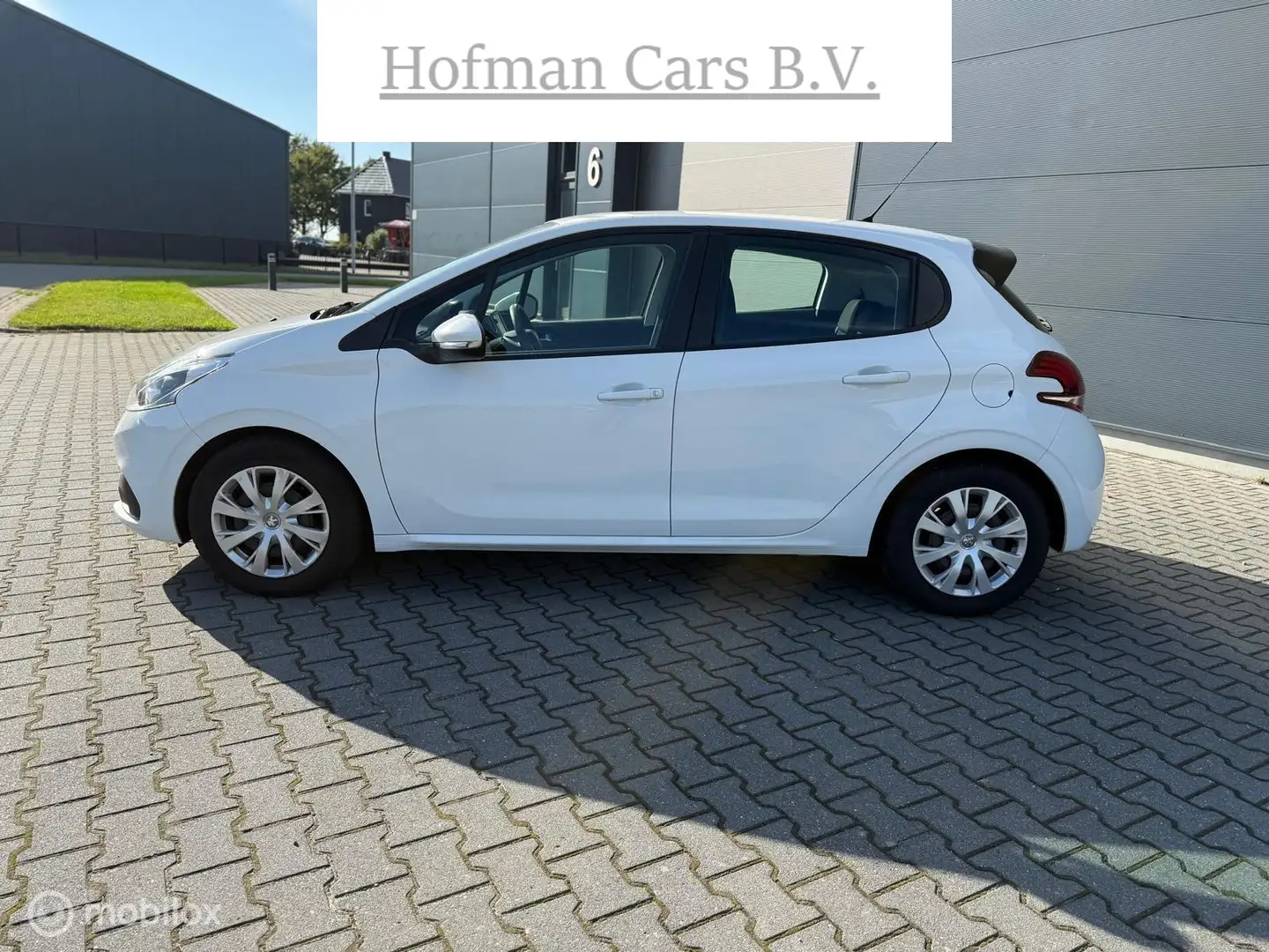 Peugeot 208 1.2 PureTech Blue Lease 5-deurs 82PK Weiß - 2