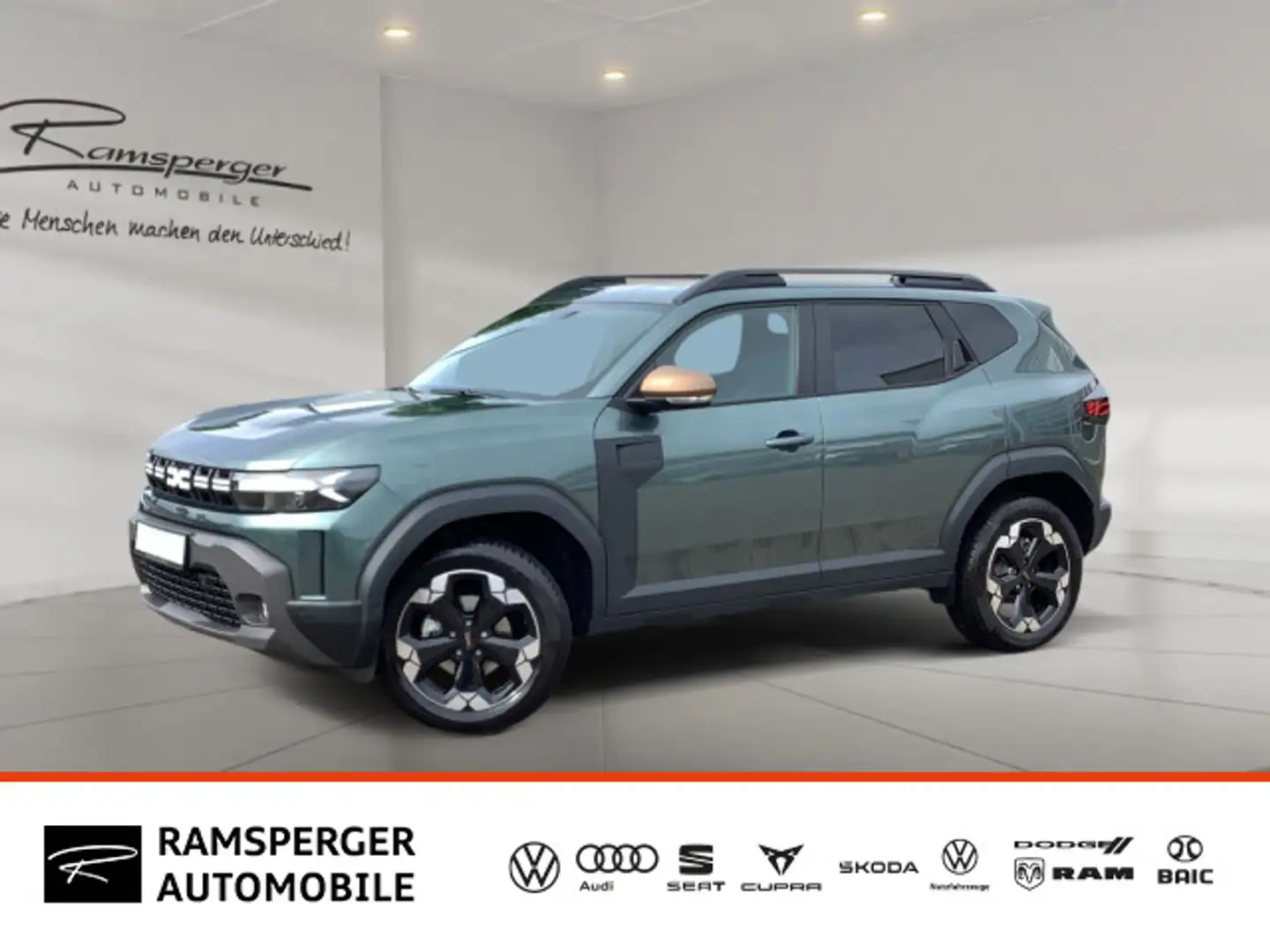 Dacia Duster III 1.6 E-Tech Hybrid Extreme AHK Groen - 1