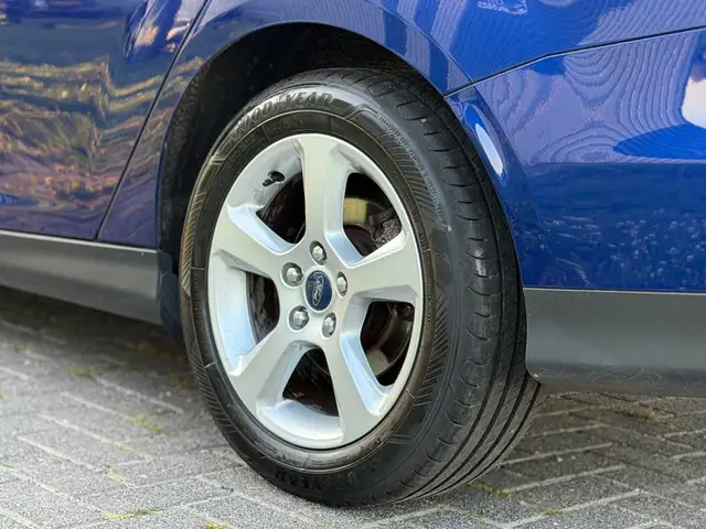 Ford Focus view 7