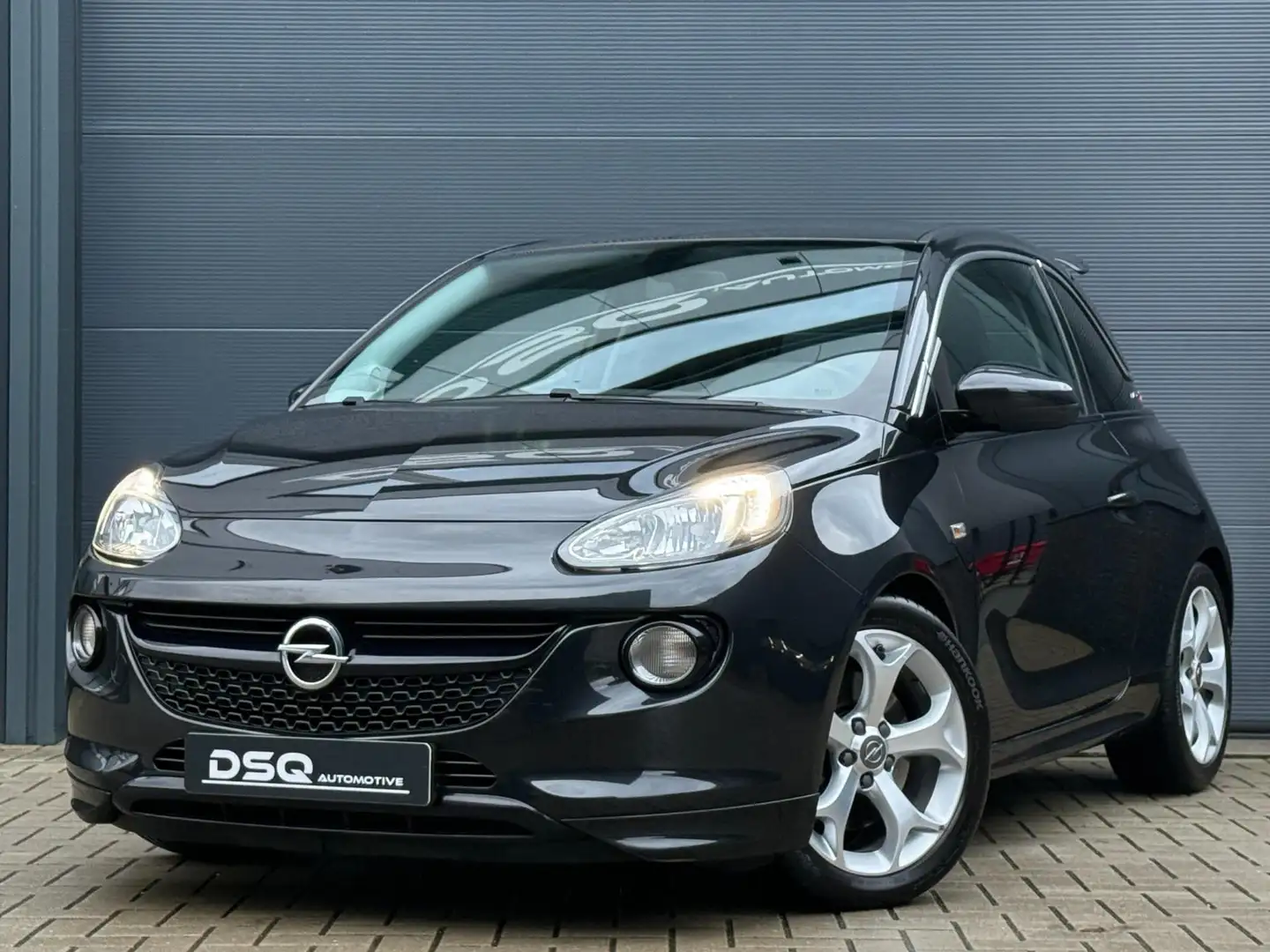 Opel Adam 1.4 Turbo S Schwarz - 1