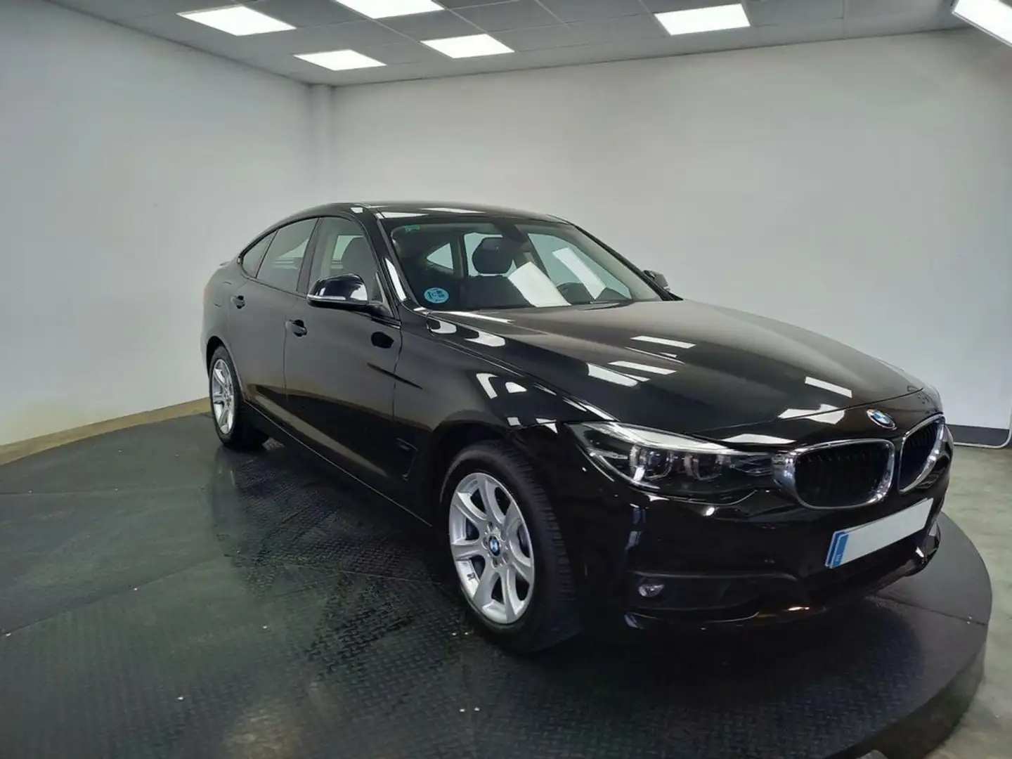 BMW 318 318D 2.0 150 CV AT8 E6DT AUTO Schwarz - 2