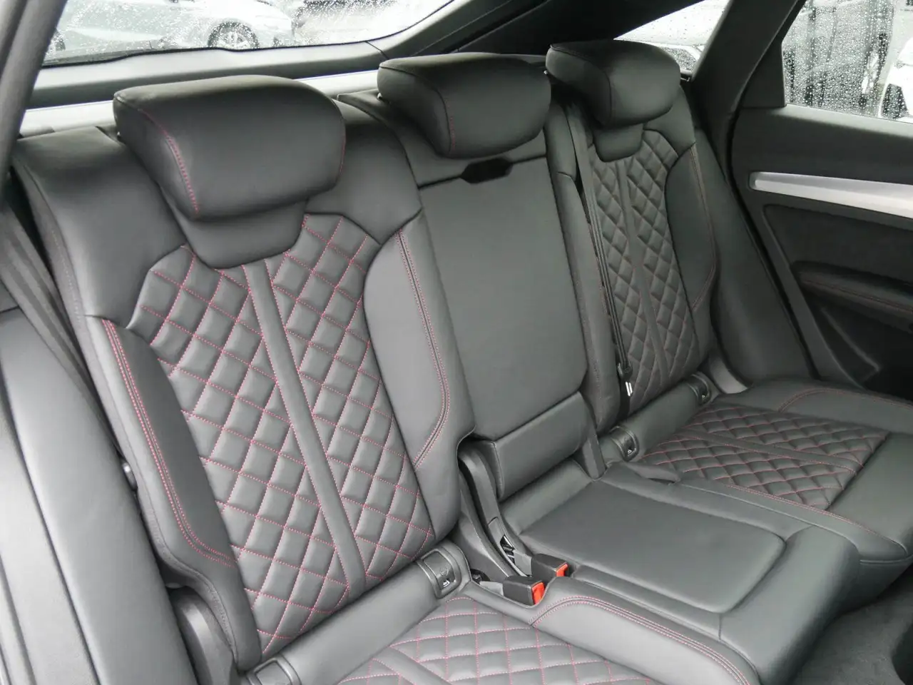 Audi Q5 50 TFSI e S-Line Pano B&O AHK 4