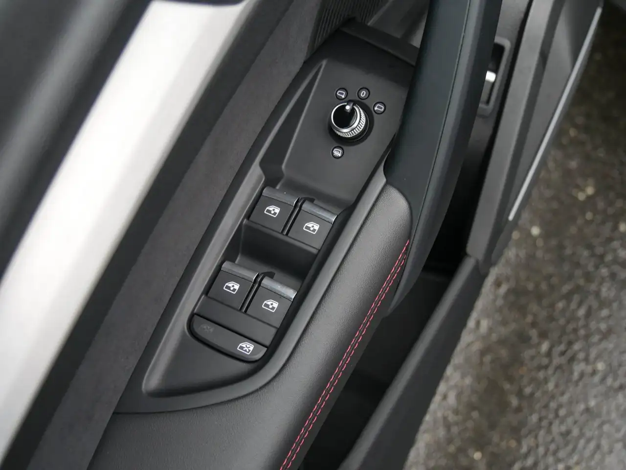 Audi Q5 50 TFSI e S-Line Pano B&O AHK 14