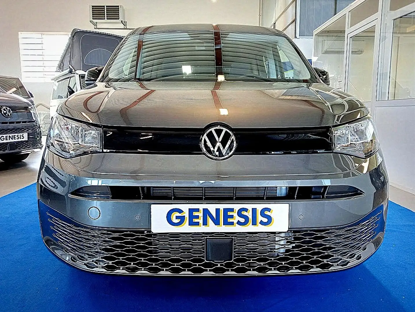 Volkswagen Caddy 1.5 TSI PHEV DSG 150cv NUOVO PRONTA CONSEGNA Grijs - 2