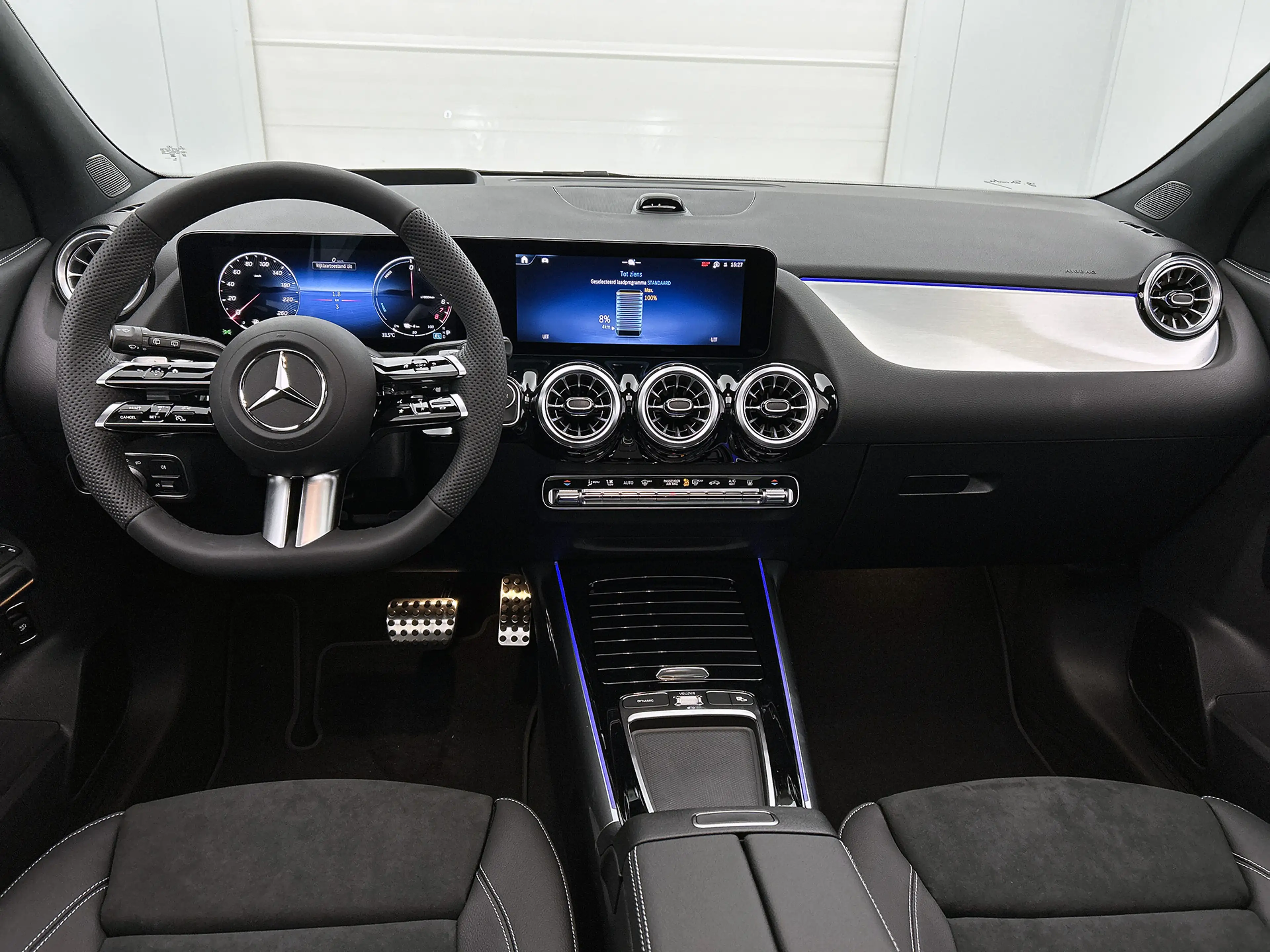 Mercedes-Benz GLA 250 e 140 Year Edition | Plus pakket | Nightpakket | T — photo 4