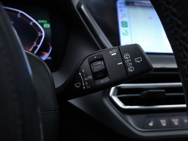 BMW 118 1-serie 118i Executive Edition M Sport (SCHUIFDAK, — photo 12