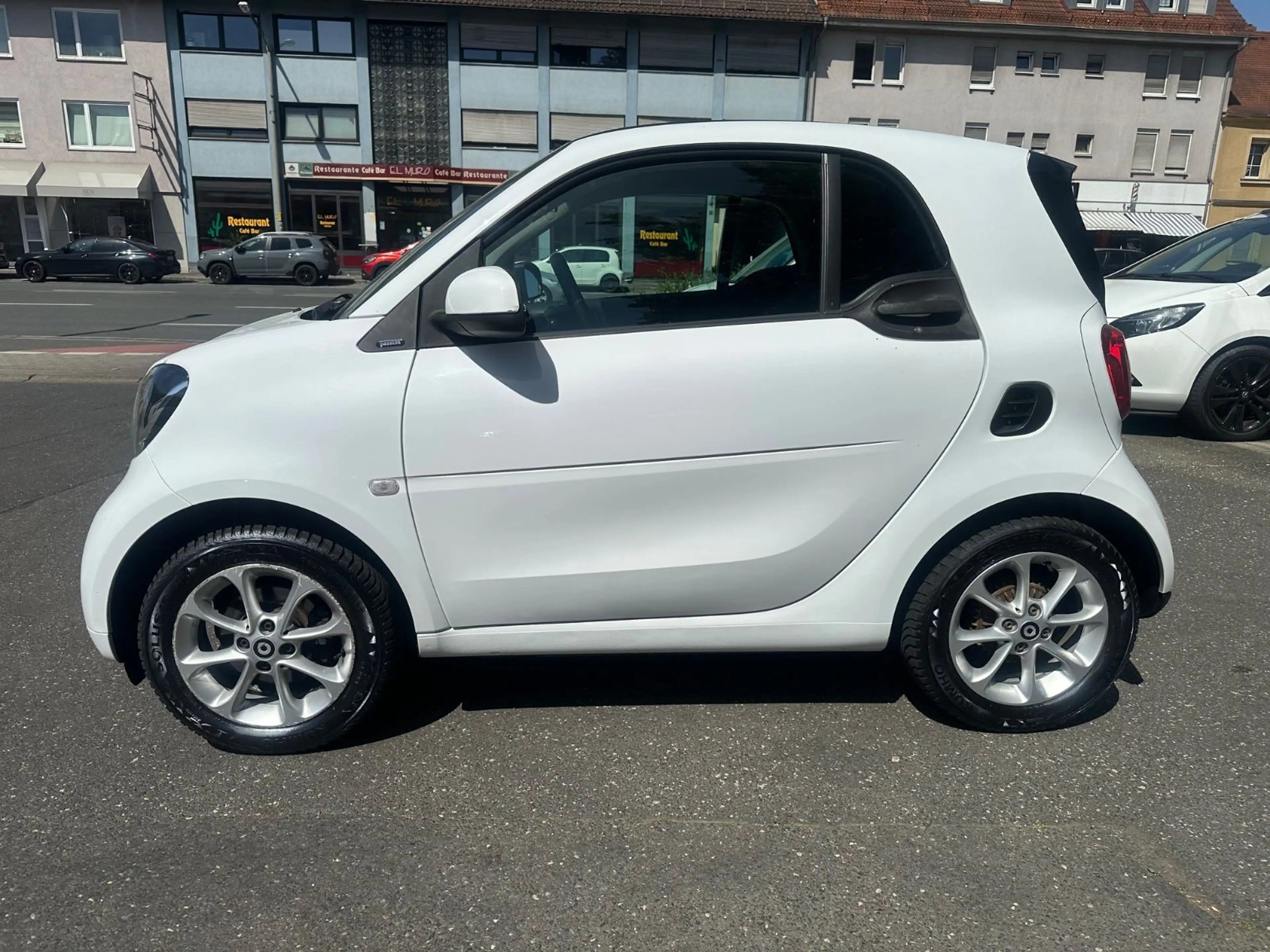 smart forTwo fortwo coupe Basis 52 kW — photo 5