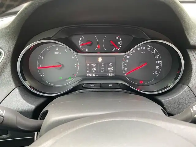 Opel Grandland X view 16