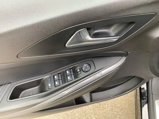 Opel Grandland X view 19