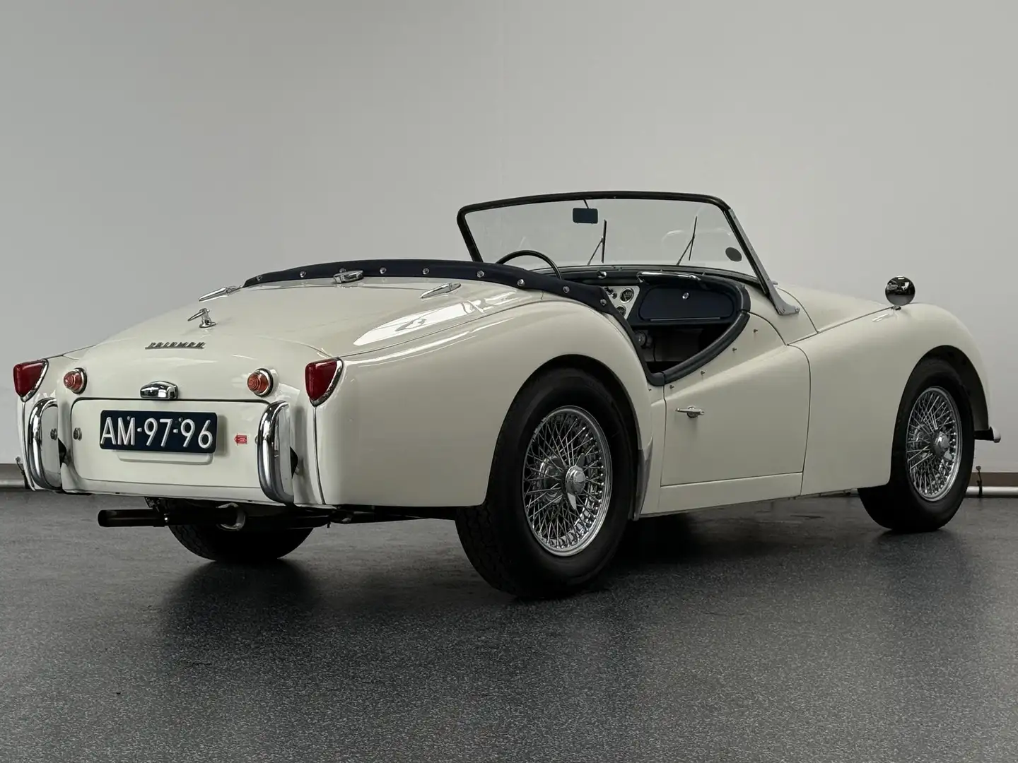 Triumph TR3 A | Body-off gerestaureerd | Kant-en-klaar voor uw Weiß - 2