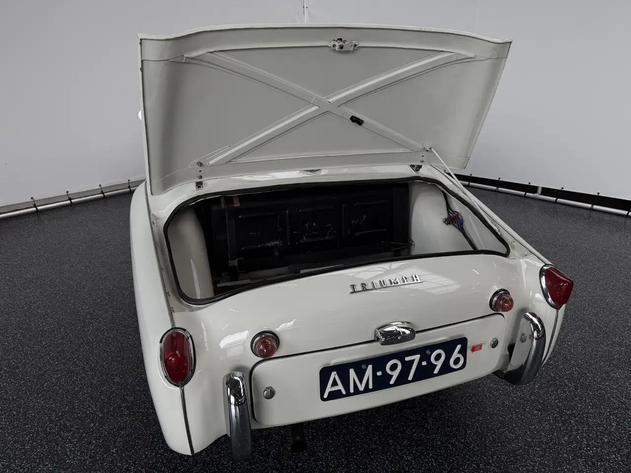 Triumph TR3 A | Body-off gerestaureerd | Kant-en-klaar voor uw, foto 12