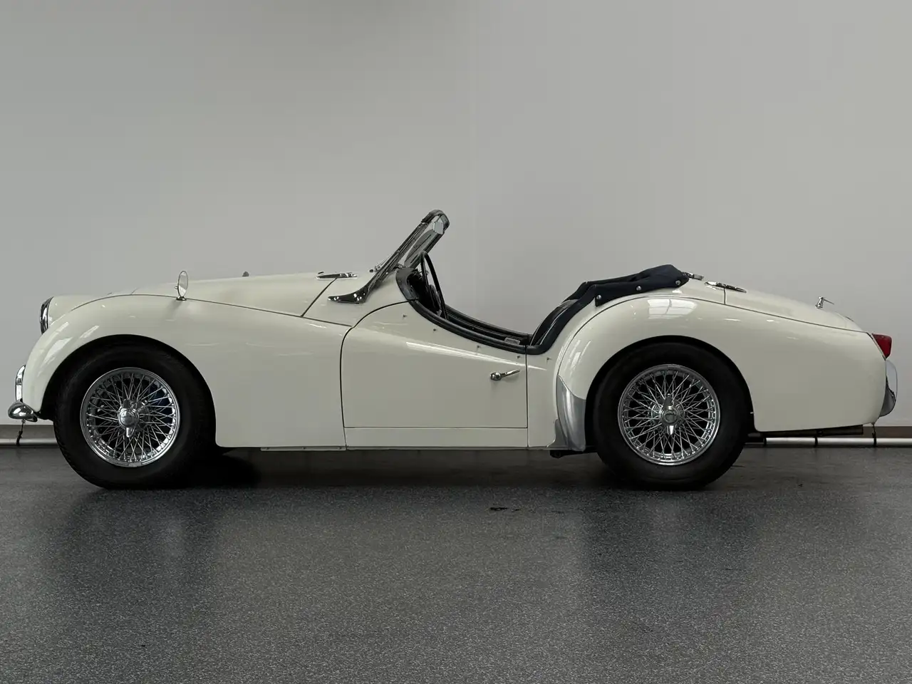 Triumph TR3 A | Body-off gerestaureerd | Kant-en-klaar voor uw, foto 3