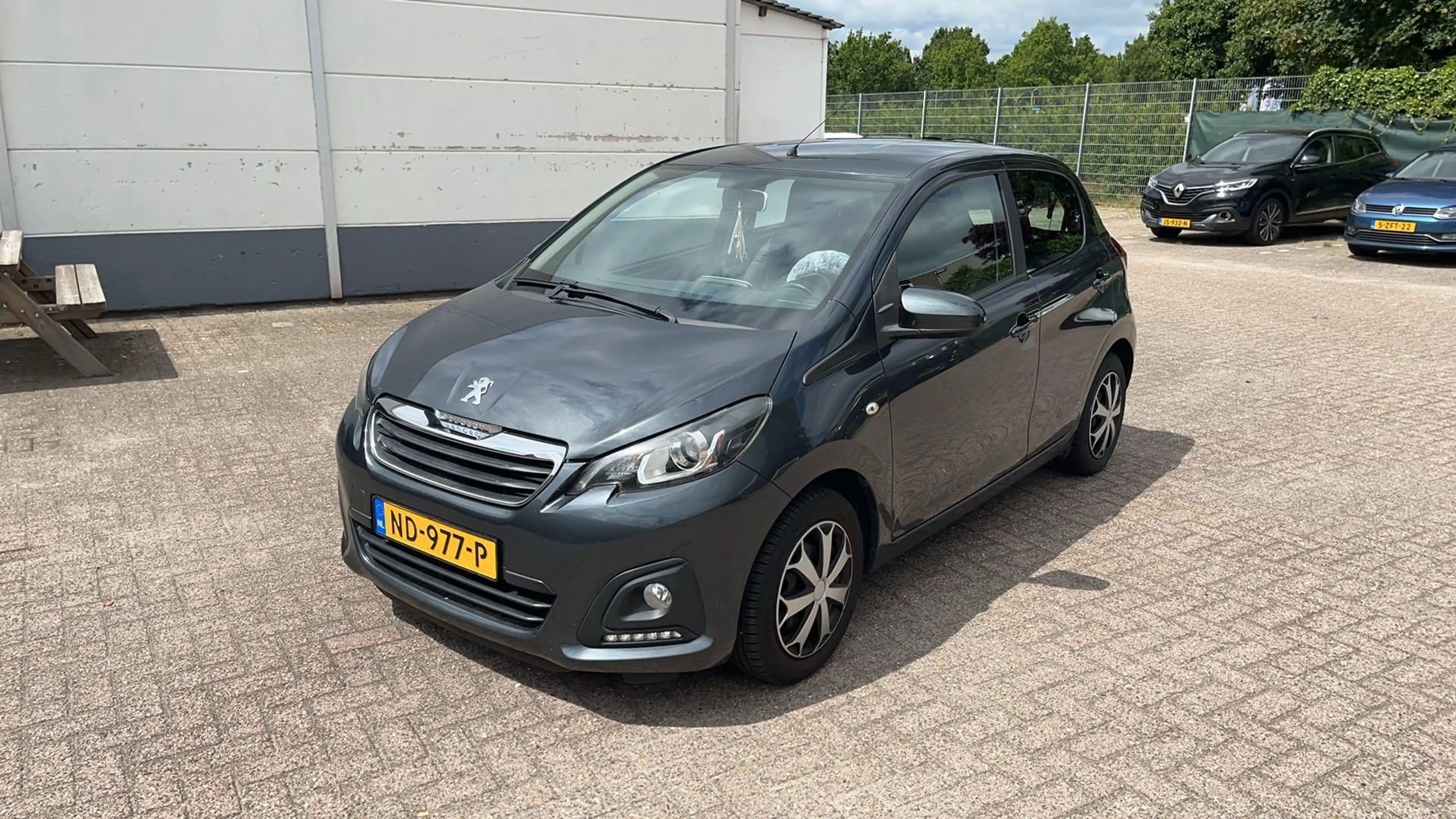 Peugeot 108 1.0 e-VTi Blue Lion | airco | — photo 2