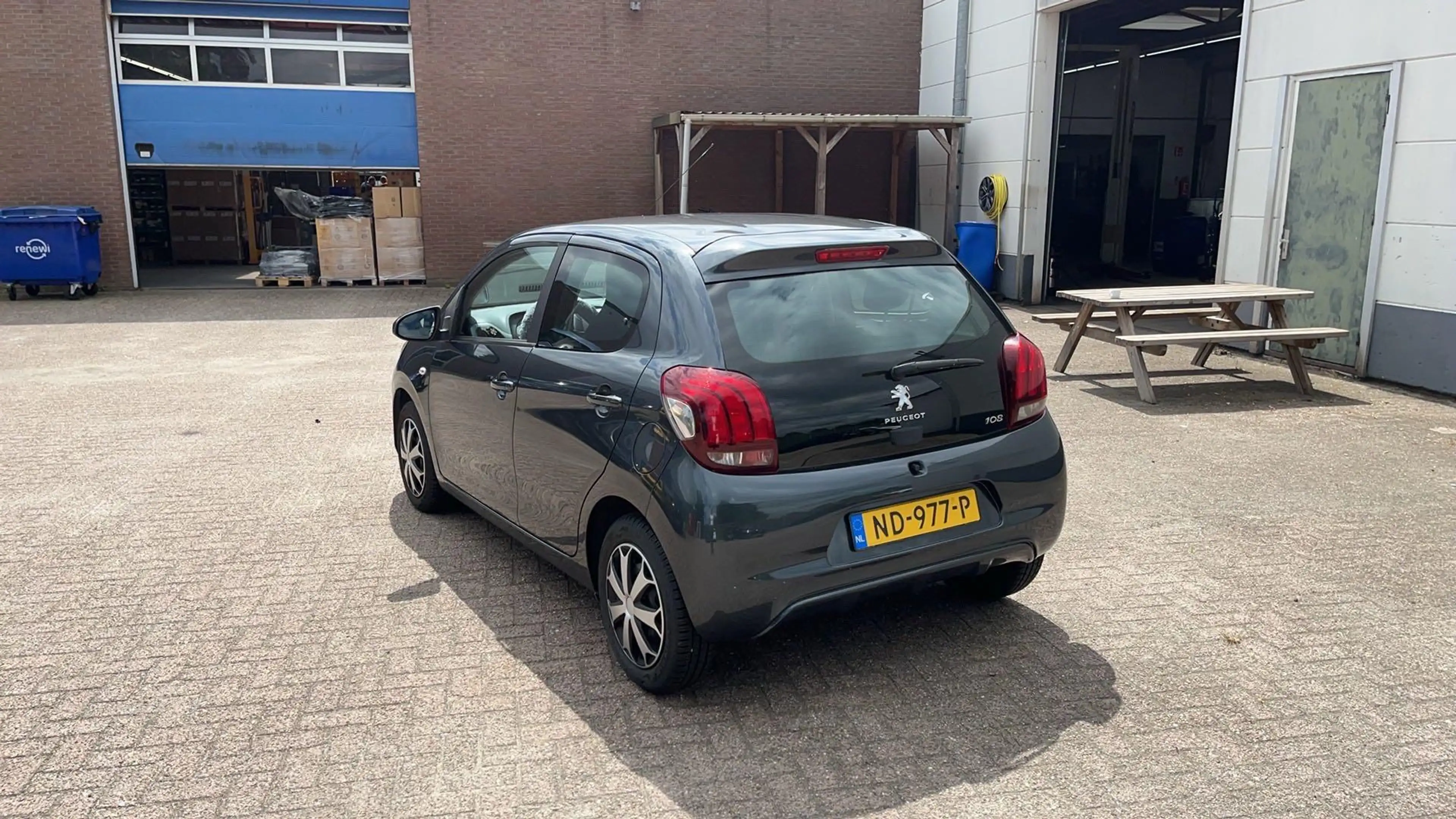 Peugeot 108 1.0 e-VTi Blue Lion | airco | — photo 3