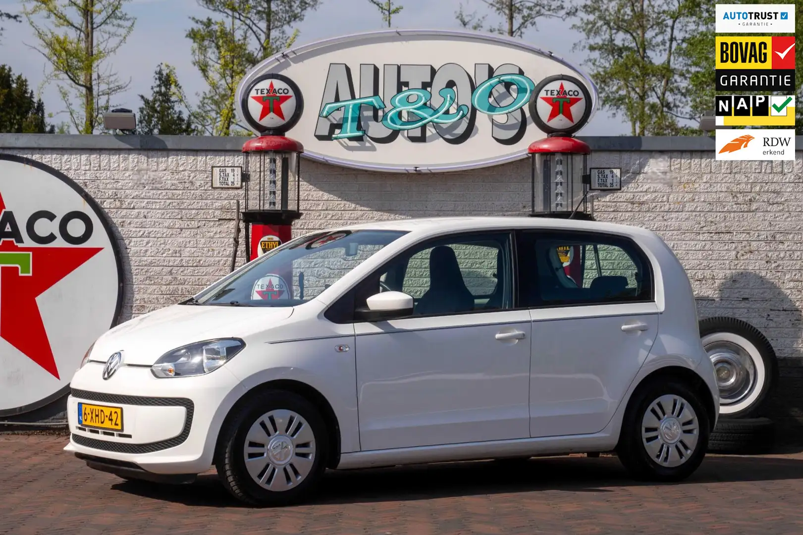 Volkswagen up! 1.0 move up! BlueMotion NL-auto 39.700 km + NAP Weiß - 1