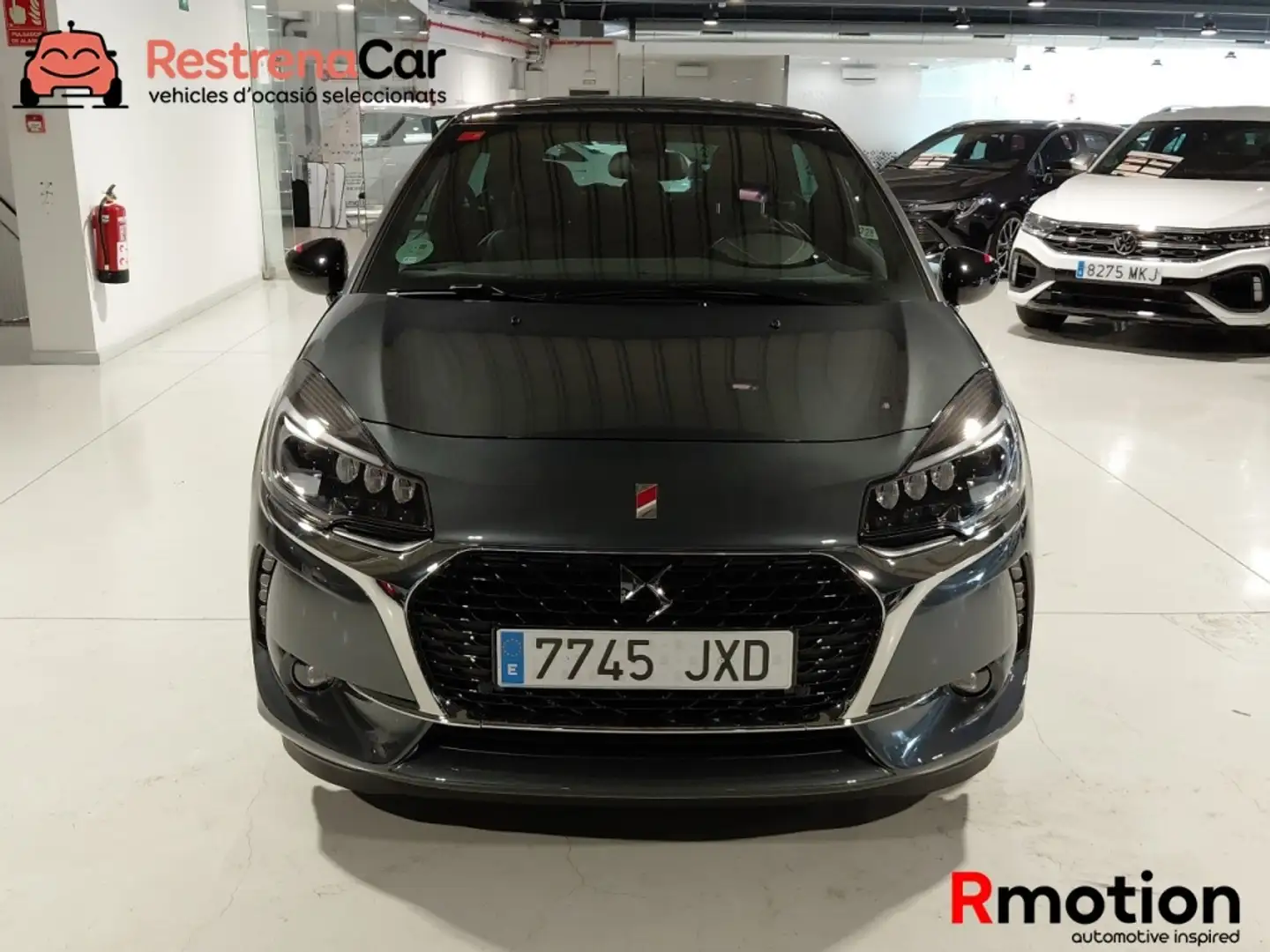 DS Automobiles DS 3 1.2 PURETECH 96KW S&S PERFORMANCE LIN 130 3P Grau - 2