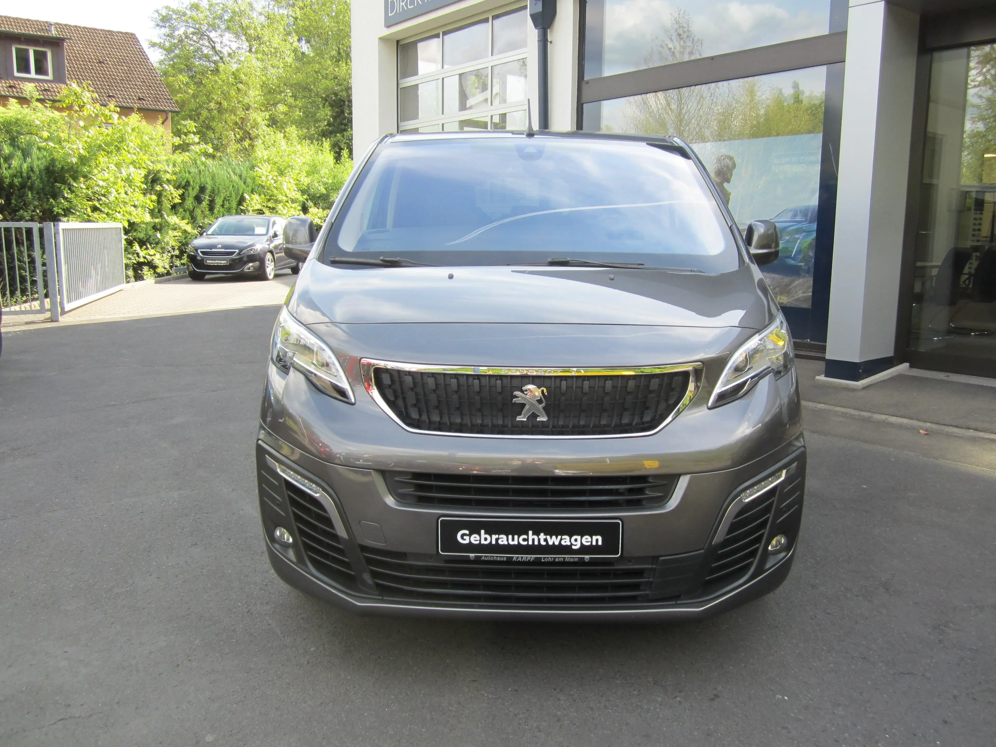 Peugeot Traveller
