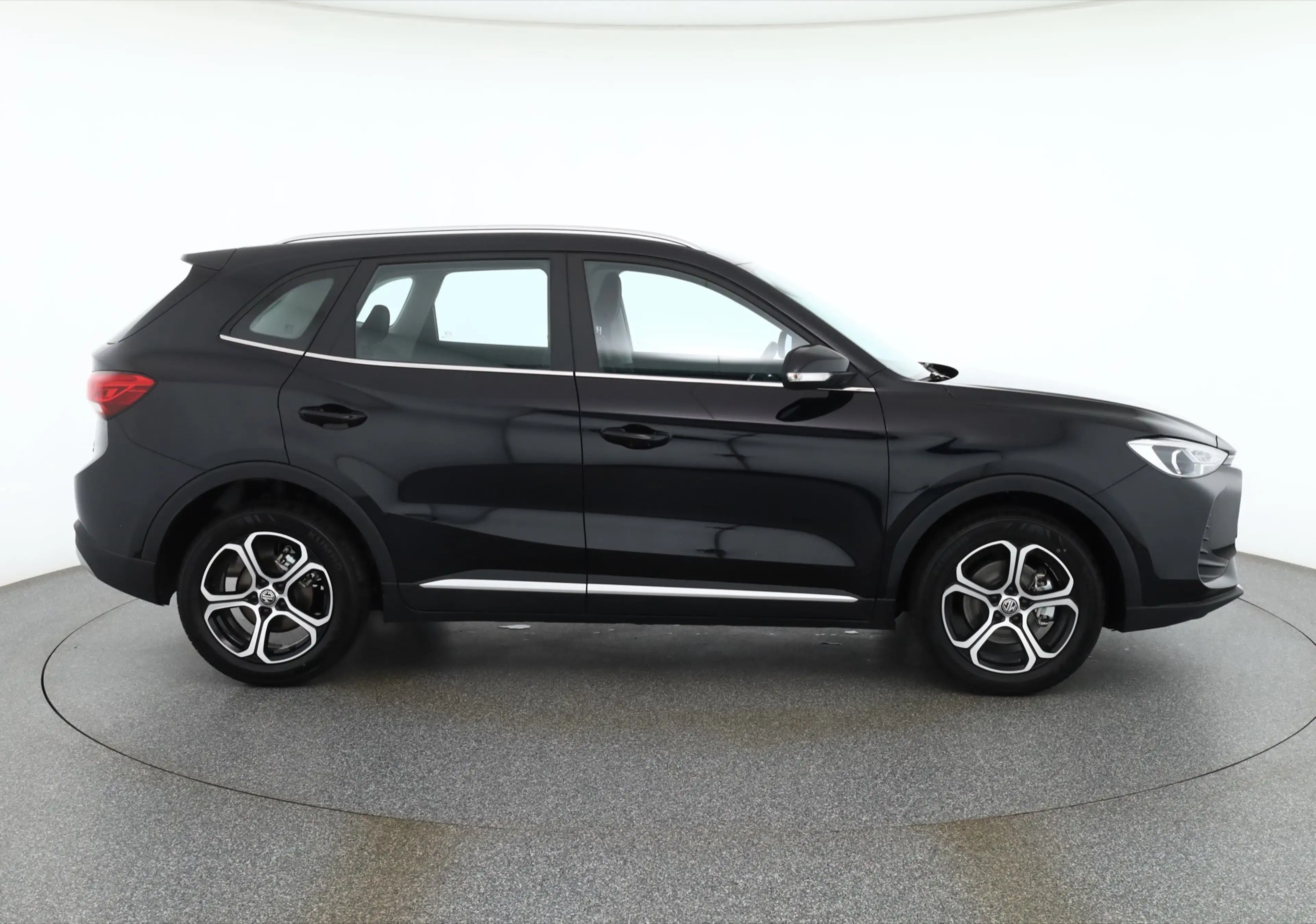 MG ZS 1.5 Hybrid Comfort Aut. LED ACC Navi Kamera — photo 6