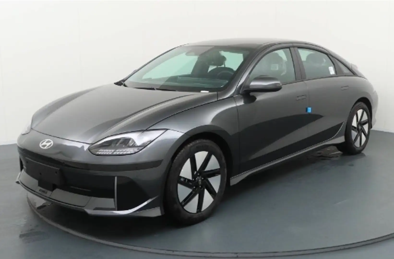 Hyundai IONIQ 6 77,4 kWh - RWD 228 Comfort Plus Grau - 2