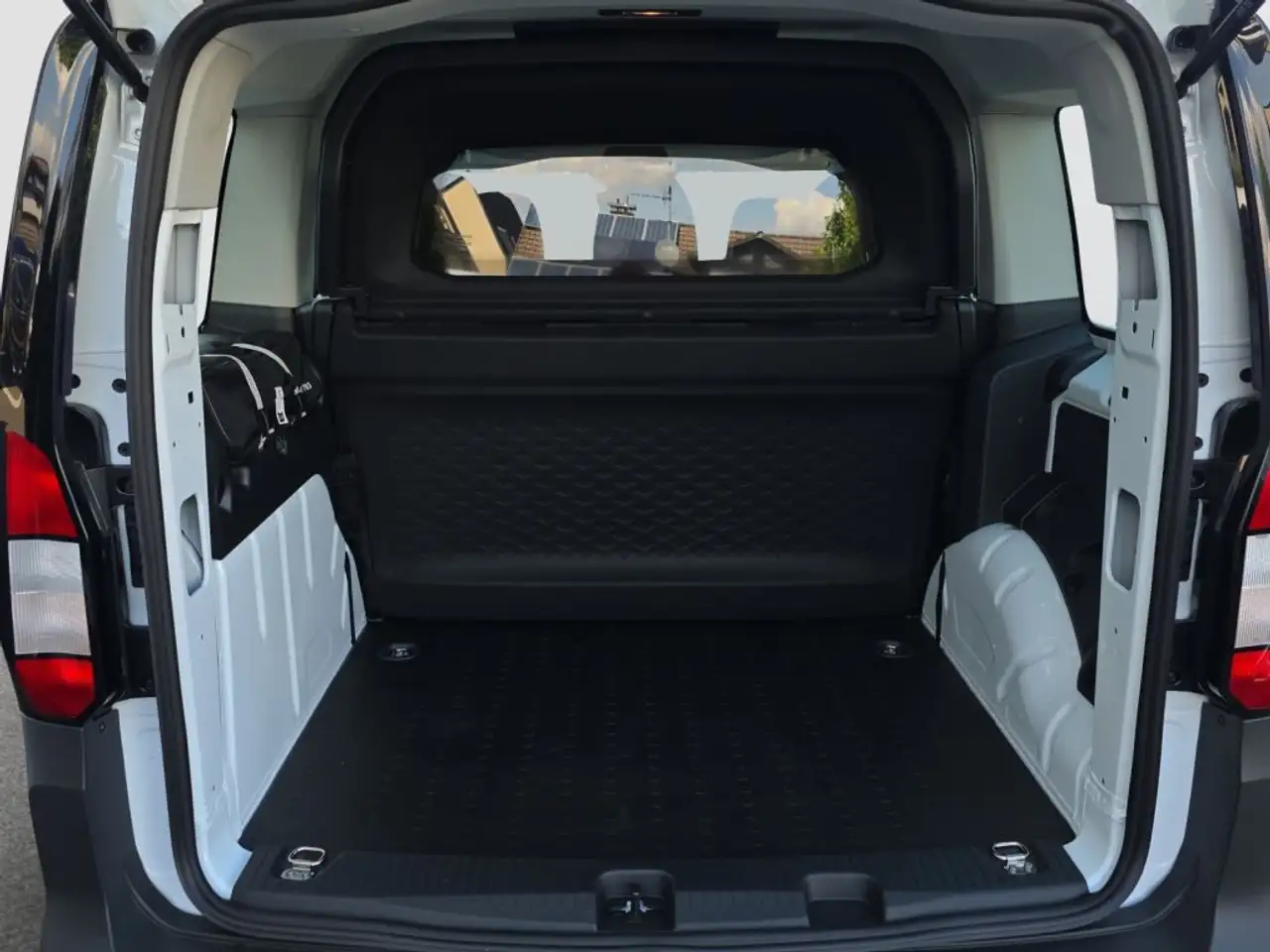 Ford Transit Connect 2026 — фото 13