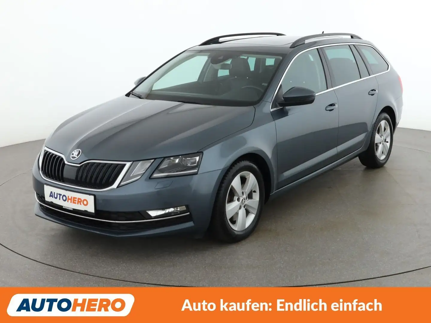 Skoda Octavia 2.0 TDI Style Grau - 1