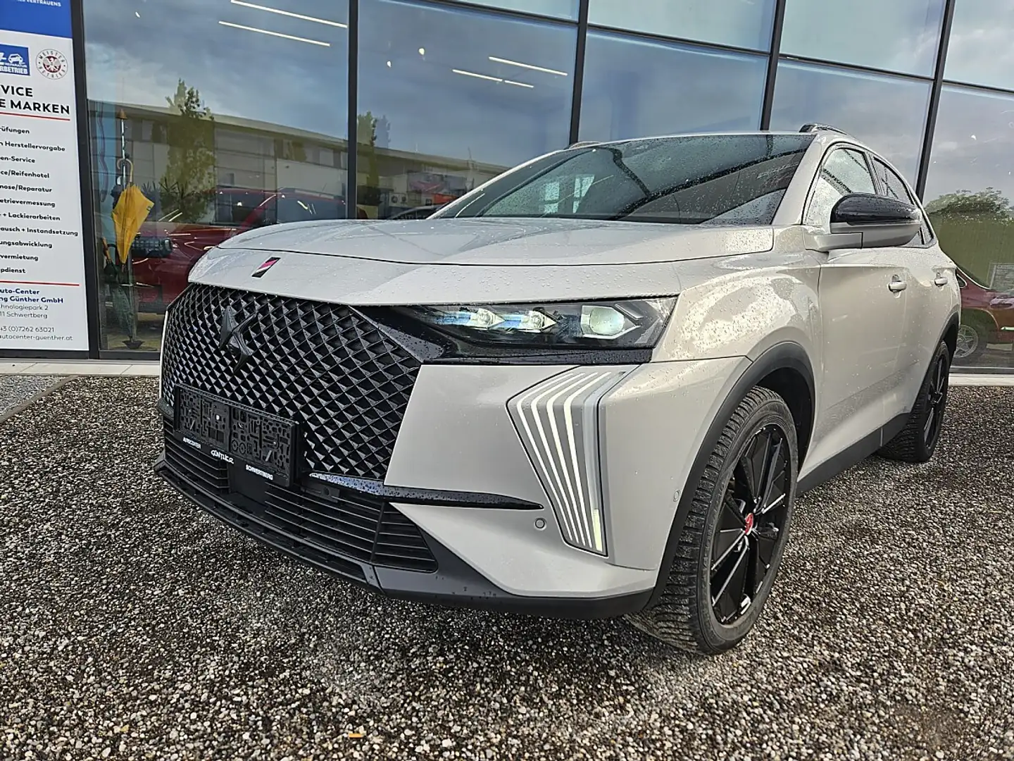 DS Automobiles DS 7 Crossback DS7 E-Tense4x4 300 Performance Line + Aut. Silber - 1