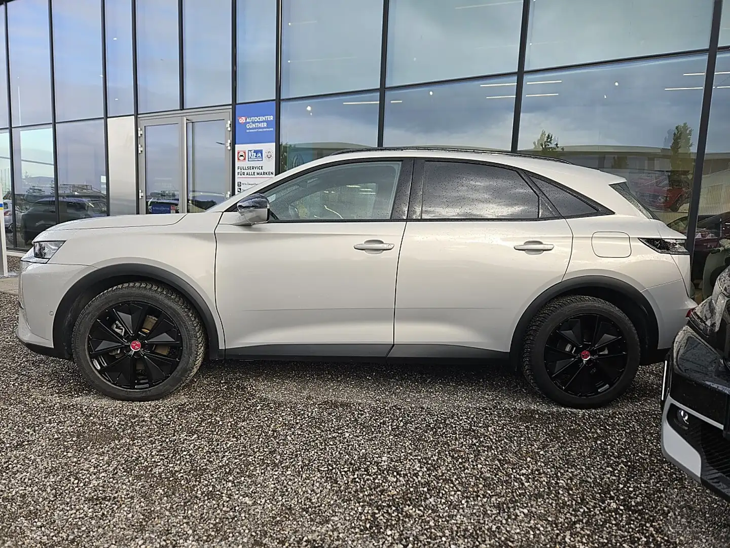 DS Automobiles DS 7 Crossback DS7 E-Tense4x4 300 Performance Line + Aut. Silber - 2