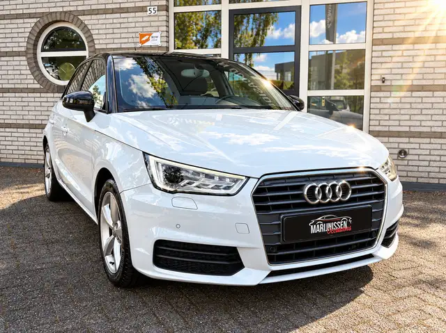 Audi A1 view 3