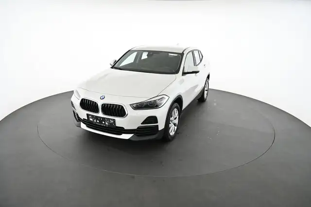 BMW X2 view 11