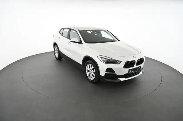 BMW X2 view 10