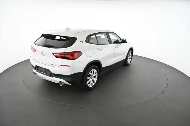 BMW X2 view 2