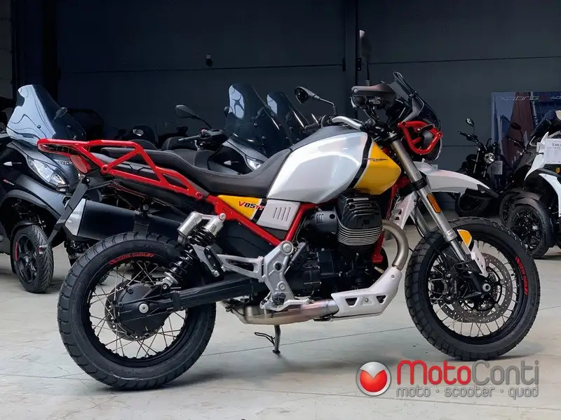 Moto Guzzi V 85 TT - foto 7