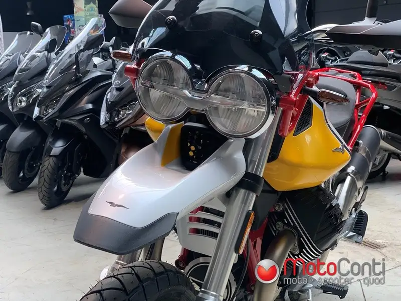 Moto Guzzi V 85 TT - foto 3